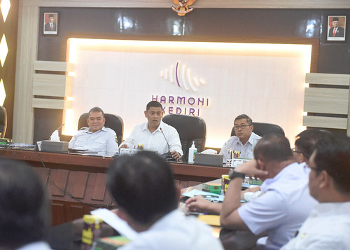 Wali Kota Kediri Bahas Solusi Pengendalian Inflasi Dampak Kenaikan BBM