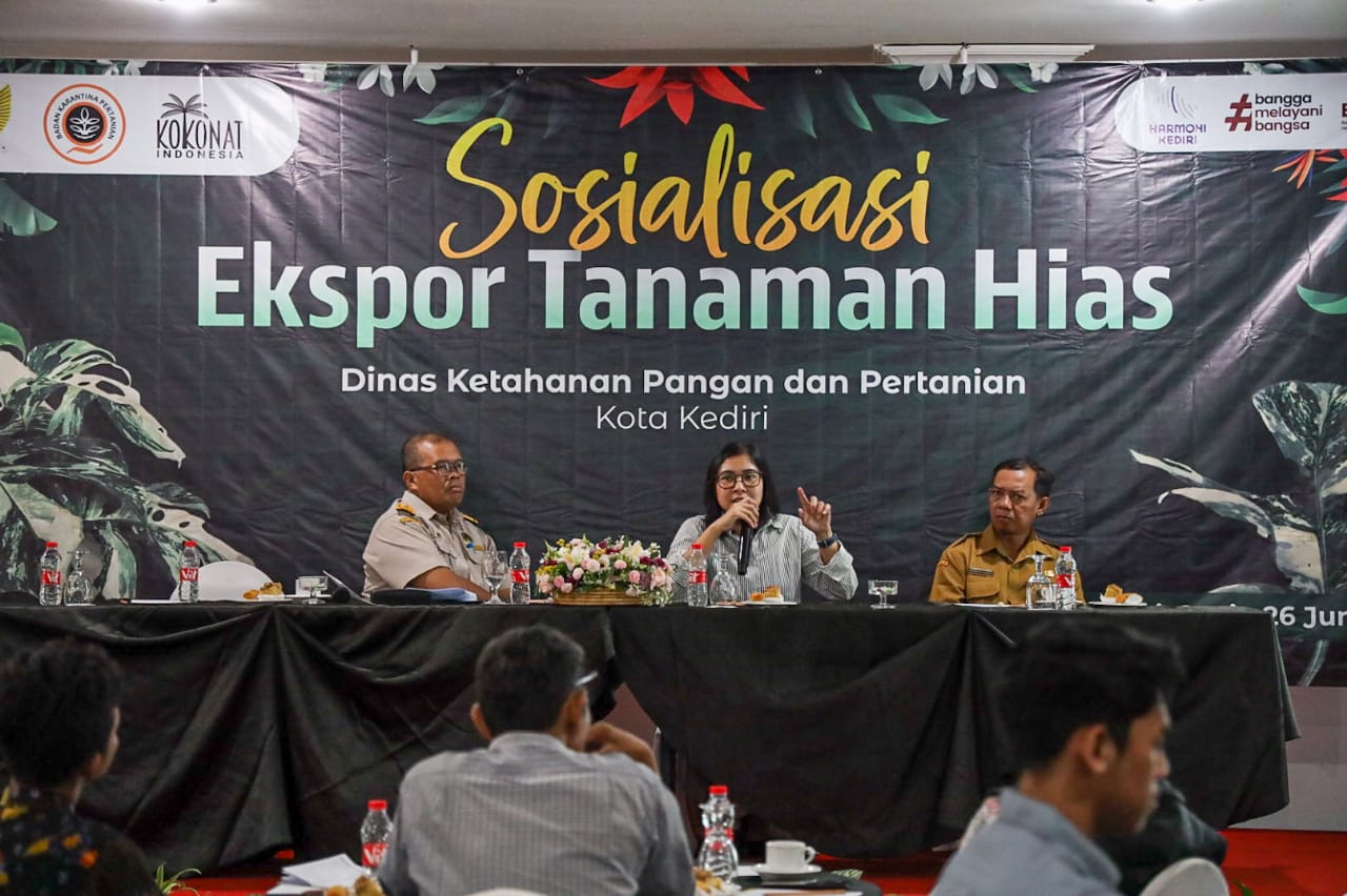 Dorong Petani Tanaman Hias Go Ekspor, Pemkot Kediri Adakan Sosialisais Ekspor Tanaman Hias