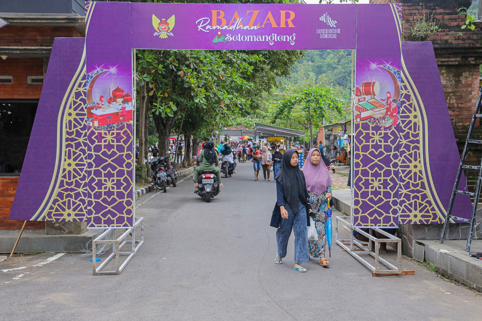 Geliatkan Ekonomi Kreatif, Disbudparpora Helat Bazar Ramadhan Selomangleng