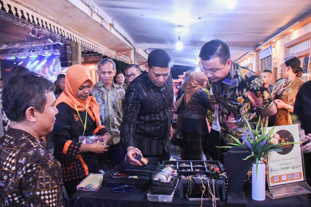 Wali Kota Kediri Buka Karya Kreatif Mataraman Bersama Kepala KPwBI Kediri, Bupati Kaimana dan Forkompinda Kota Kediri 