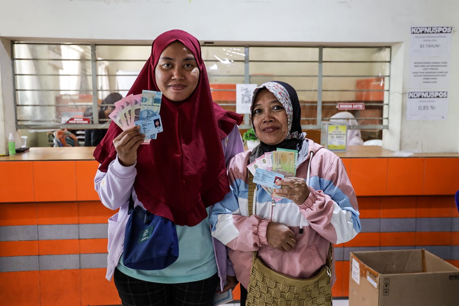 Tuntaskan Penyaluran Bansos Tri Wulan ke-3, 1.936 KPM Di Kota Kediri Terima Penyaluran Bansos Sembako Susulan