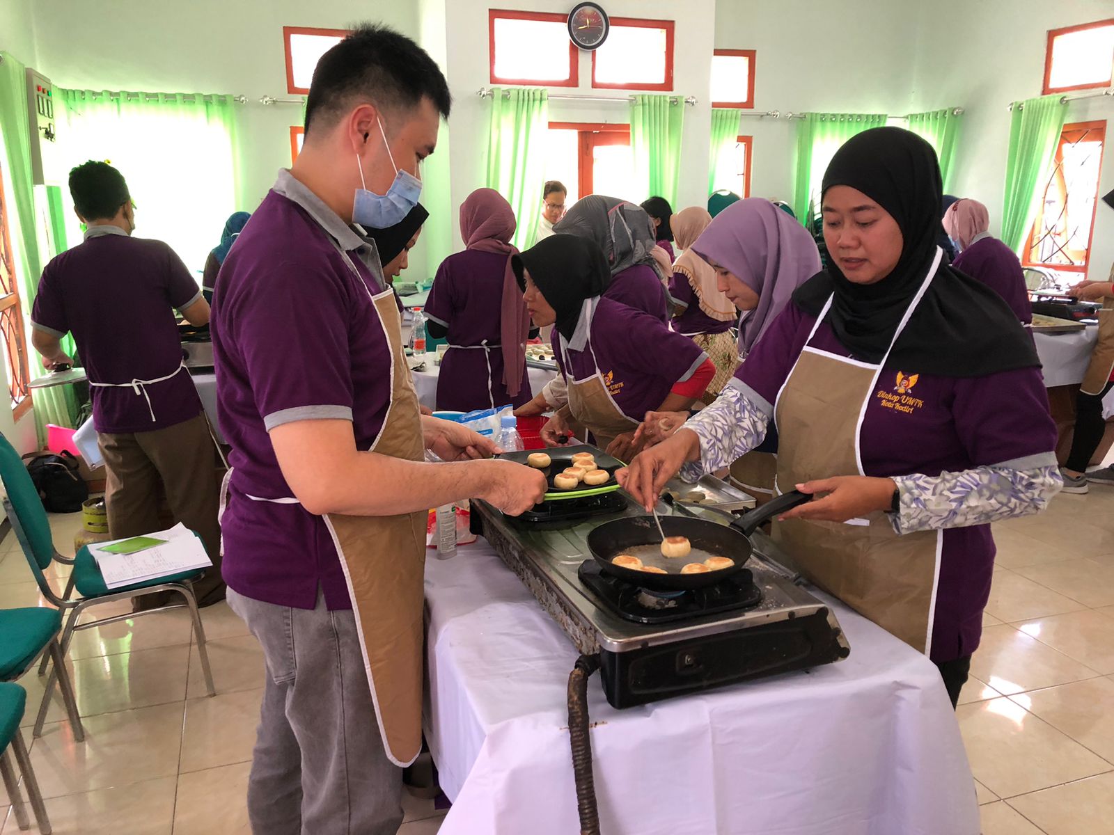 Sediakan Pelatihan Gratis Untuk Pemberdayaan UMKM, Pemkot Kediri Gelar Pelatihan Tata Boga