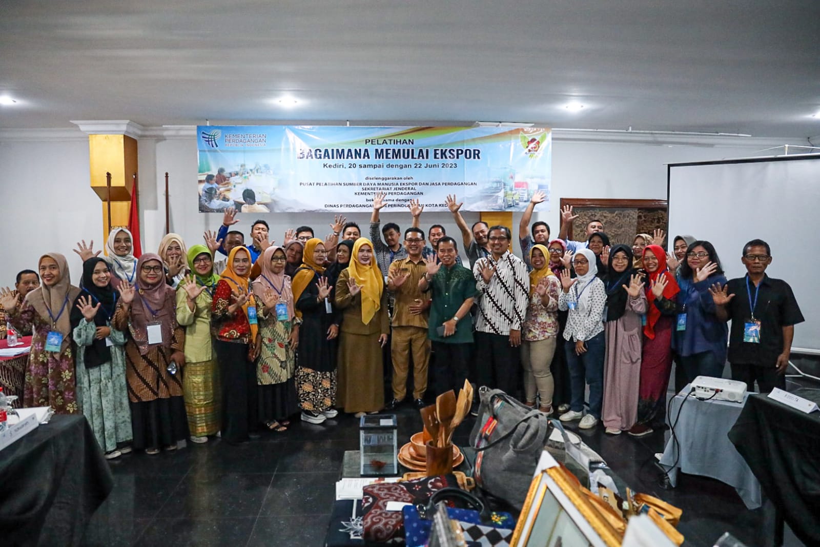 Optimis Bisa Tembus Pasar Ekspor, 30 UMKM di Kota Kediri Ikuti Pelatihan Ekspor dari Pemkot Kediri dan Kemendag
