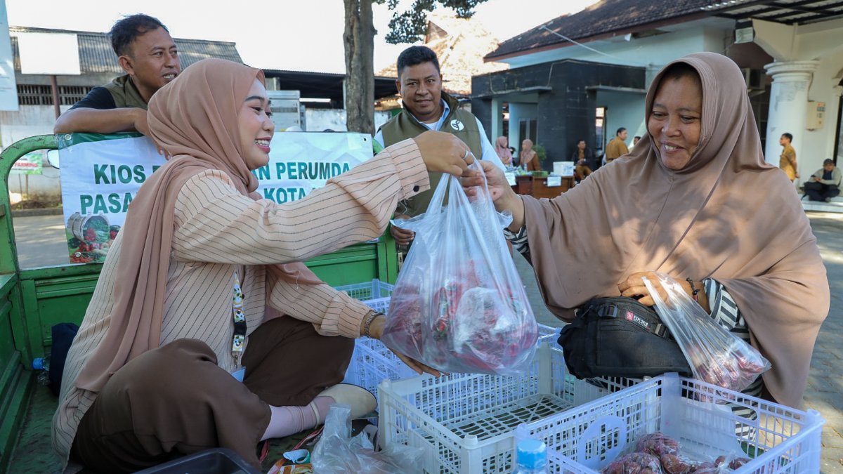 Diserbu Warga, Gerakan Pangan Murah Kota Kediri Bantu Penuhi Kebutuhan Masyarakat Jelang Idul Adha